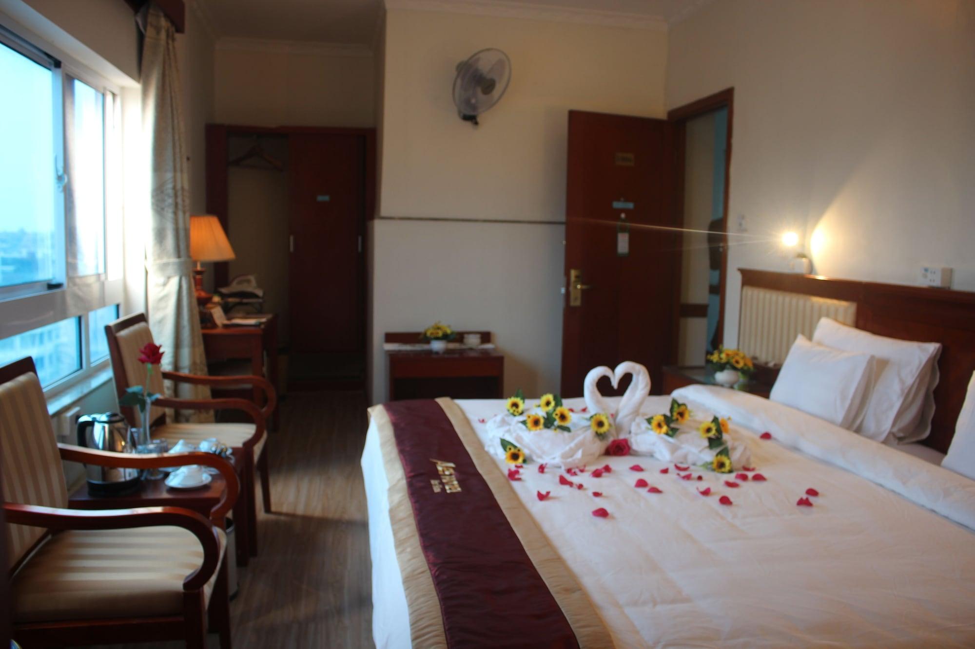A25 Hotel - Bach Mai Hanoi Bagian luar foto